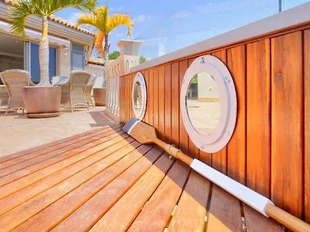 Magnifica Happy Holidays Con Piscina En Gigantes