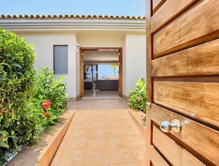 Magnifica Happy Holidays Con Piscina En Gigantes 빌라